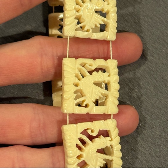 Vtg Carved Bone Rooster Bracelet - Picture 6 of 16
